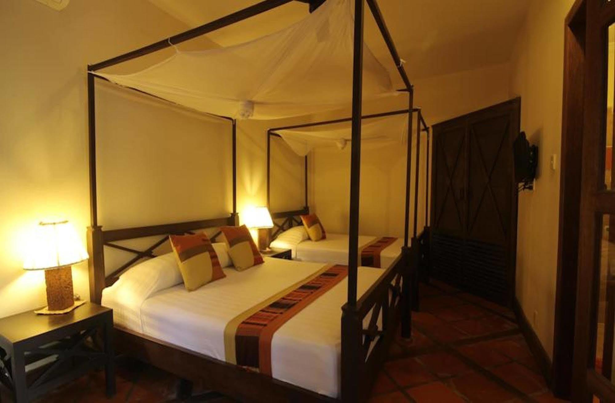 Mysteres D'Angkor Siem Reap Lodge ภายนอก รูปภาพ